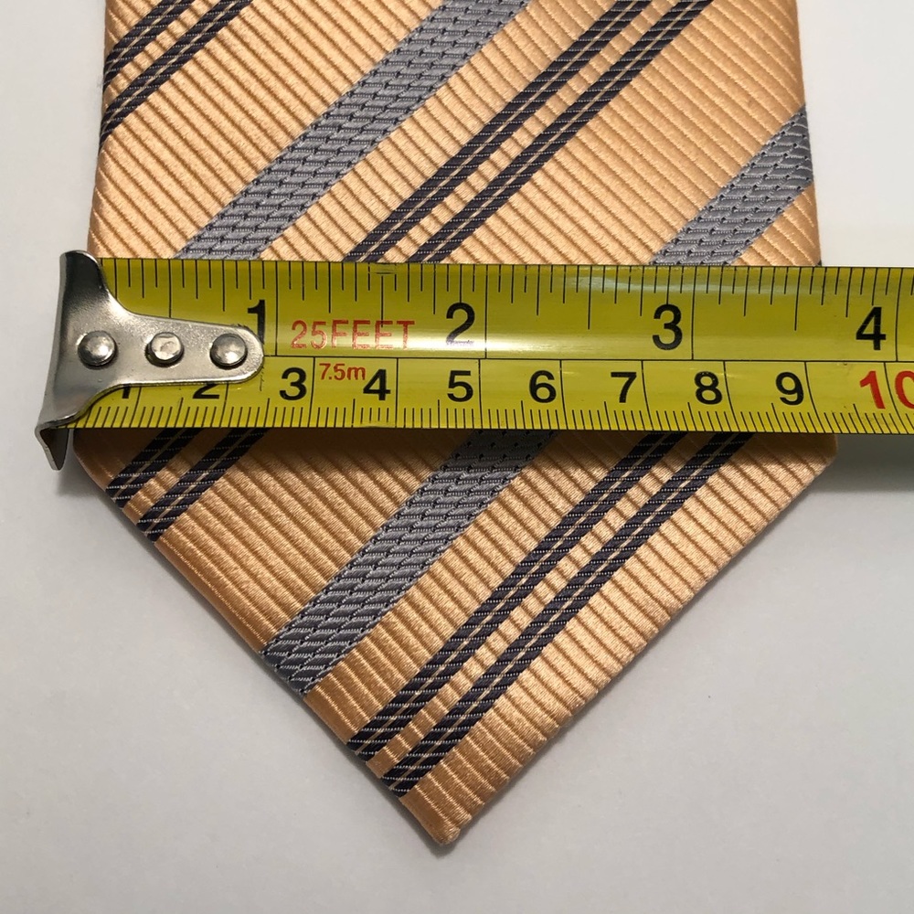 3/$20 💥Barisal Silk Tie - Picture 2 of 6